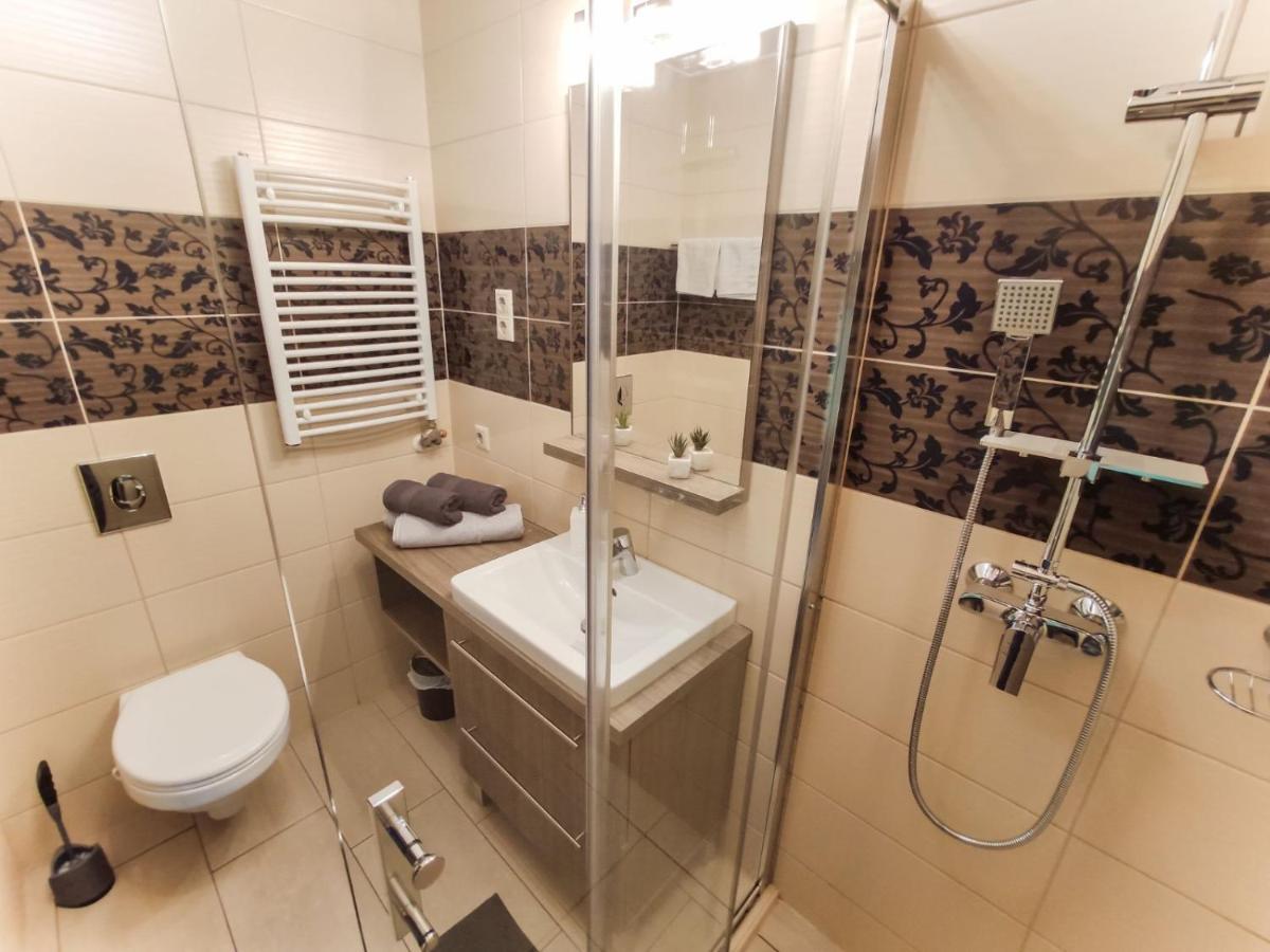 Holiday Apartman Sárvár Екстериор снимка