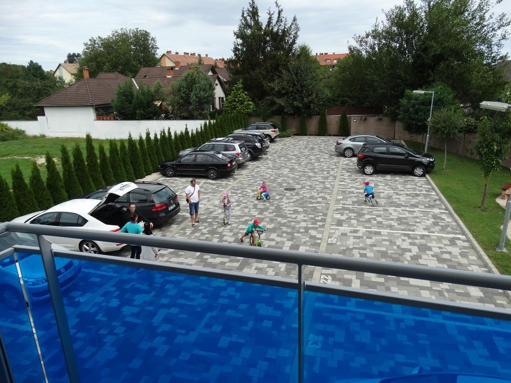 Holiday Apartman Sárvár Екстериор снимка